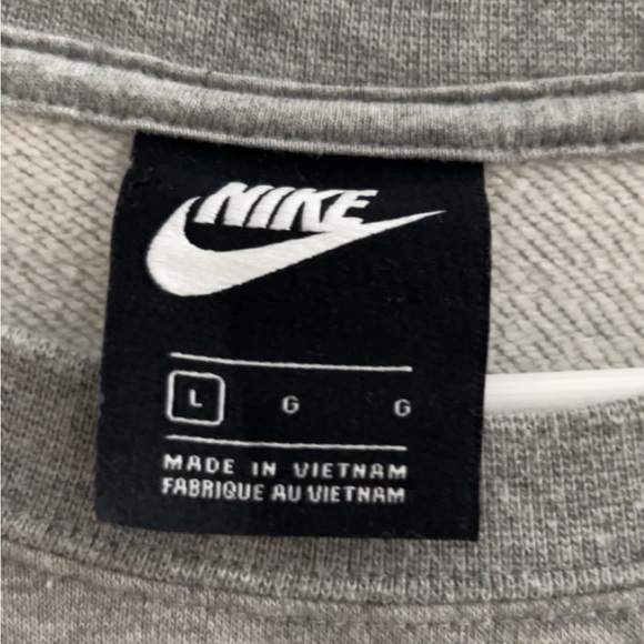 Nike Sweater - Picture 3 of 3